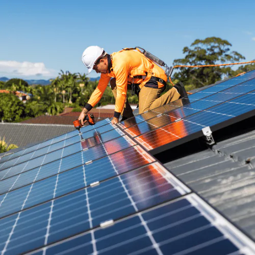 Installation de panneaux solaires